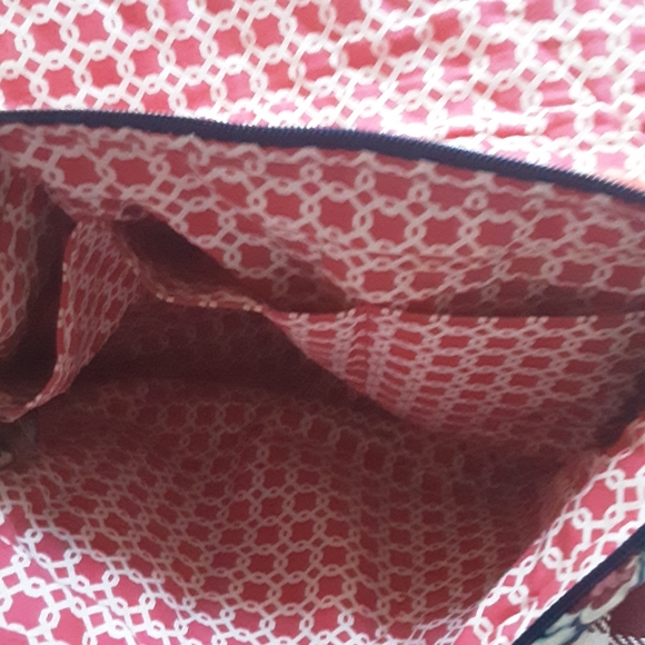 Vera Bradley - Picture 6 of 7